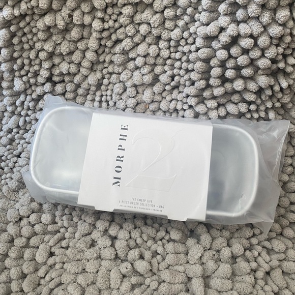 Brand new Morphe sweep collection brush set and case - Picture 3 of 3